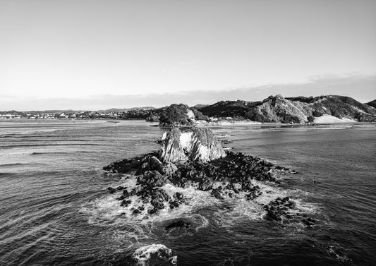 Sunrise, Mangawhai (B+W)