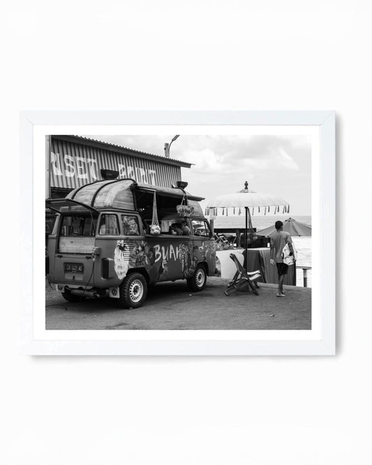 The hydration station, Bali (B+W)
